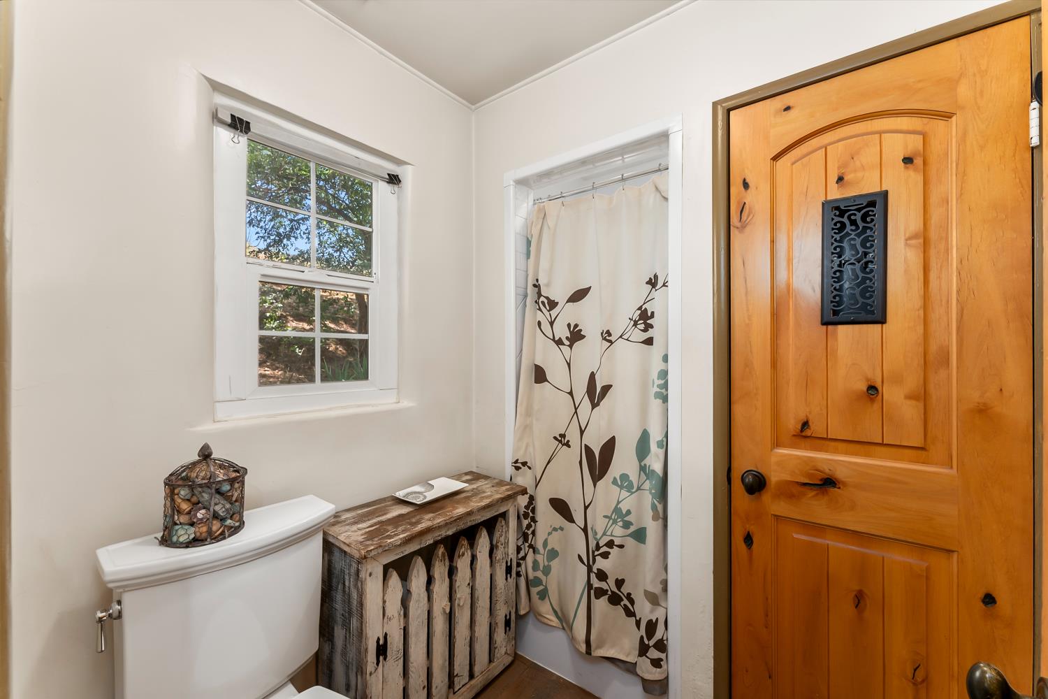 12850 Fiddletown Road Plymouth, CA 95669 - Photo 34 of 88 Updated full bath