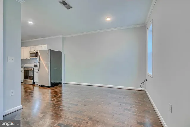 $1,400 | 141 East North Avenue, Unit 3, Baltimore, MD 21202