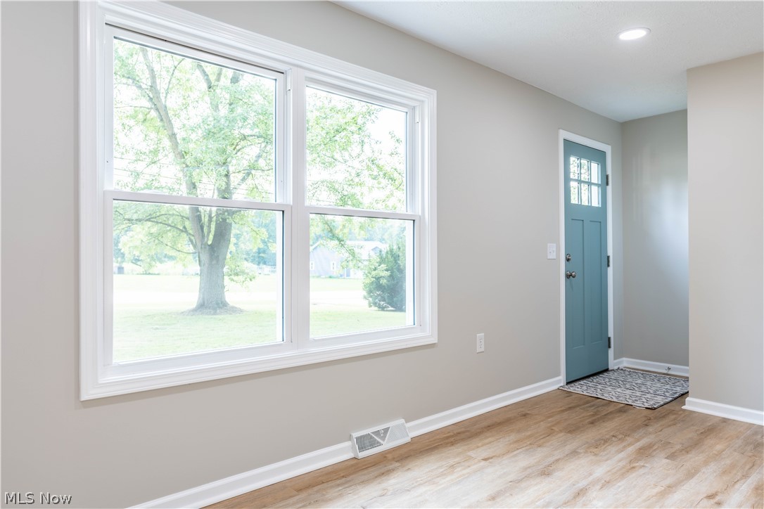 2839 Mayfair Road Akron, OH 44312 - Photo 7 of 35