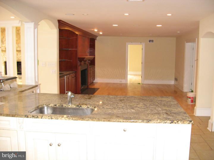 4 Martins Road Newtown Square, PA 19073 - Photo 14 of 25 Kitchen