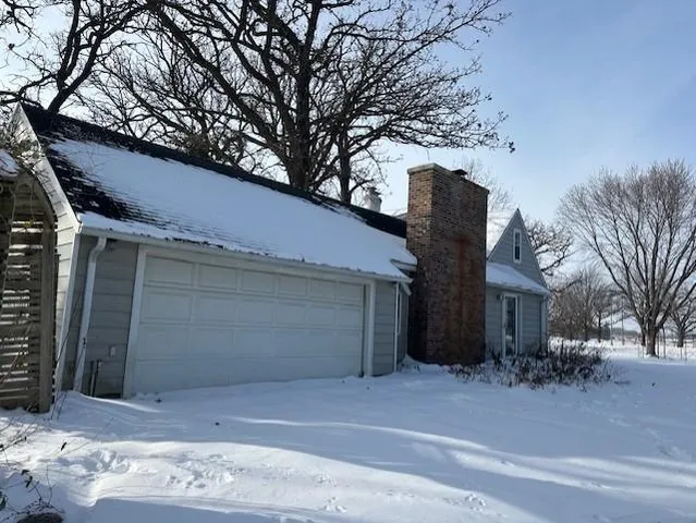 $249,900 | 700 Oakland Place Northeast, Austin, MN 55912
