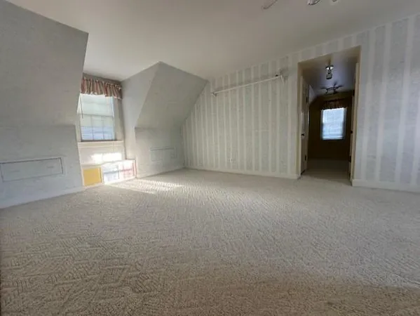 $219,900 | 700 Oakland Place Northeast, Austin, MN 55912