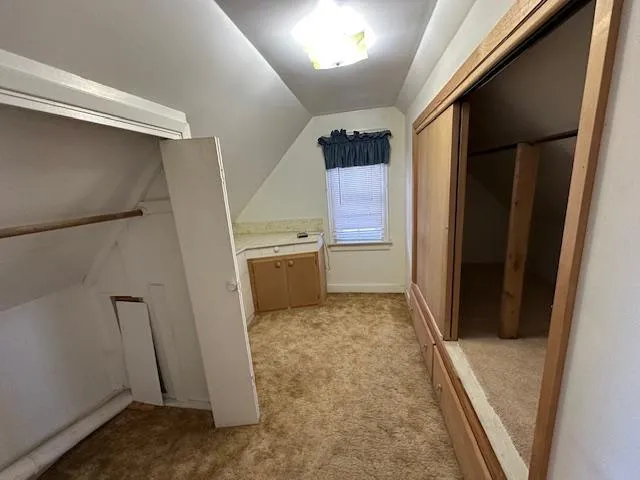 $249,900 | 700 Oakland Place Northeast, Austin, MN 55912