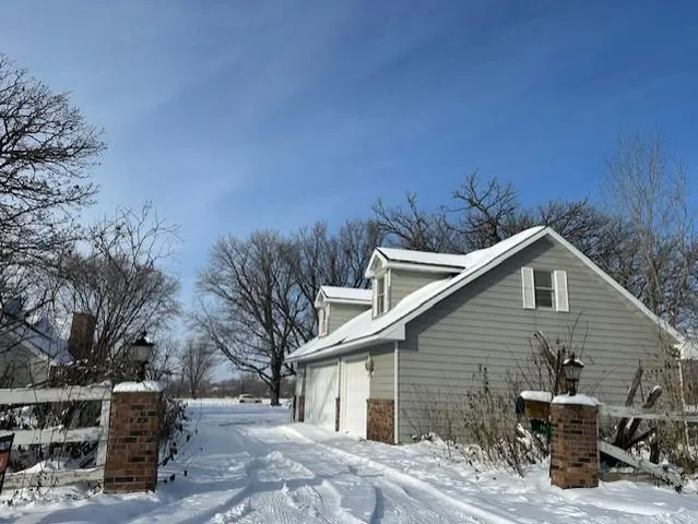$249,900 | 700 Oakland Place Northeast, Austin, MN 55912