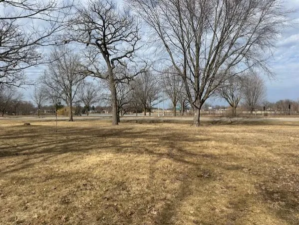 $219,900 | 700 Oakland Place Northeast, Austin, MN 55912