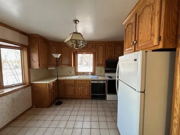 $219,900 | 700 Oakland Place Northeast, Austin, MN 55912