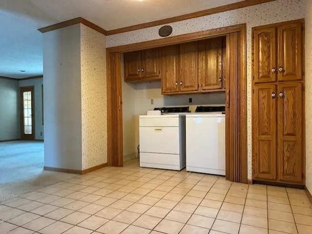 $249,900 | 700 Oakland Place Northeast, Austin, MN 55912