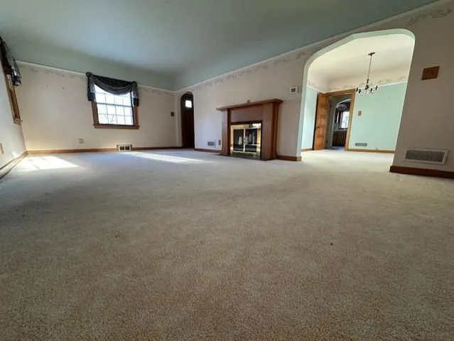 $249,900 | 700 Oakland Place Northeast, Austin, MN 55912