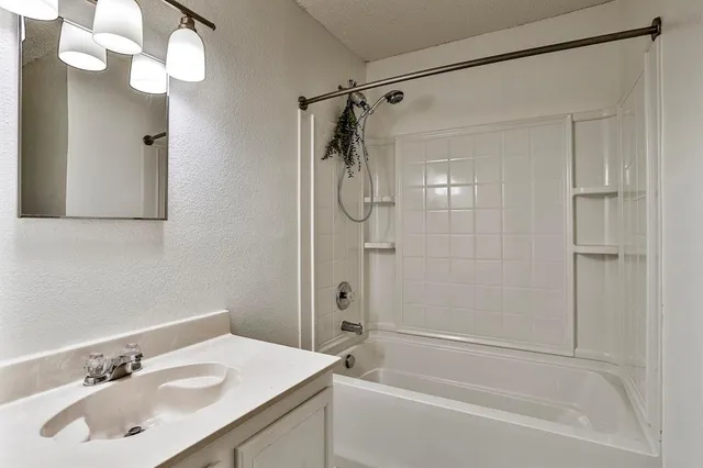 $2,095 | 16600 Jasmine Springs Drive, Fort Worth, TX 76247