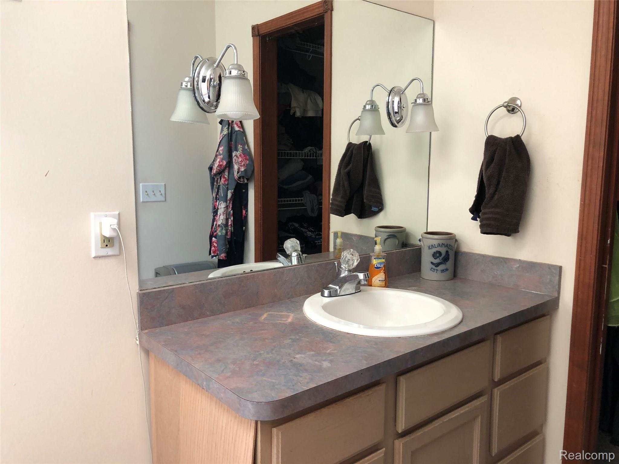 12296 Odell Road Linden, MI 48451 - Photo 15 of 24 IMG_9857.JPG