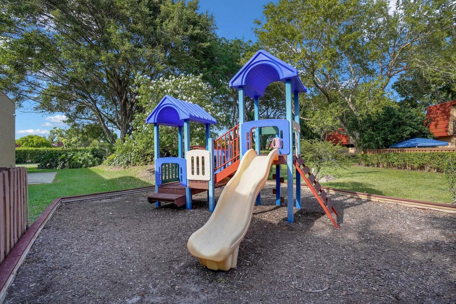 8110 Thames Boulevard, Unit C Boca Raton, FL 33433 - Photo 17 of 17 Playground