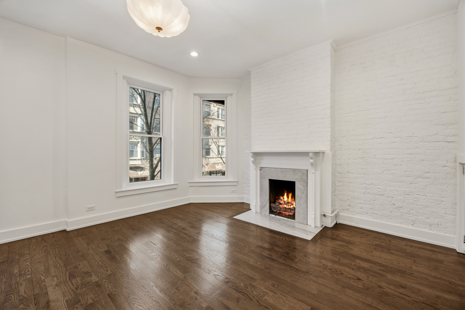 2107 North Clark Street Chicago, IL 60614 - Photo 15 of 39
