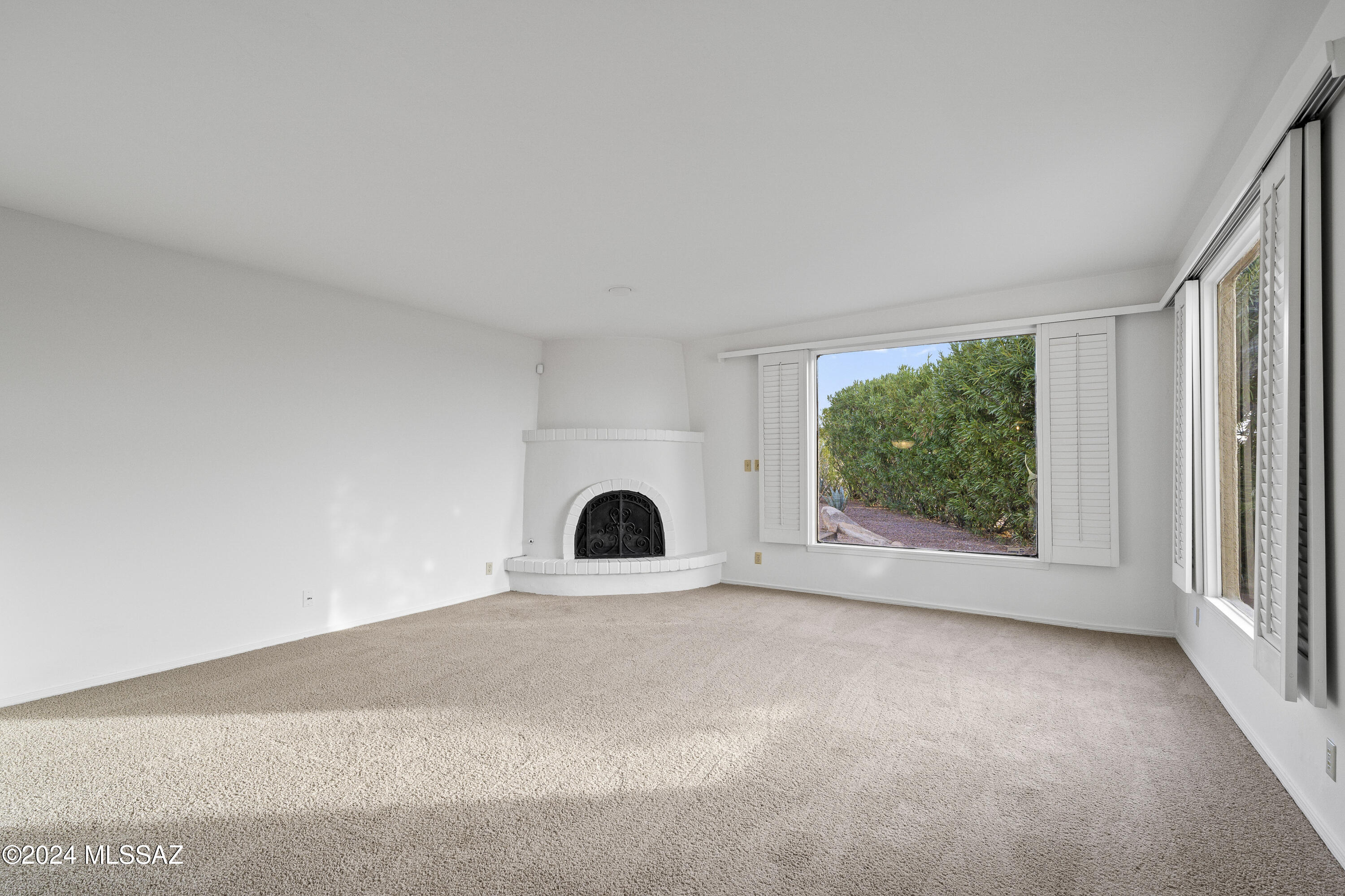 1435 East Indian Wells Road Tucson, AZ 85718 - Photo 7 of 49