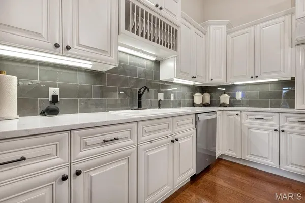 $949,900 | 30 Woodbine Court, Troy, MO 63379