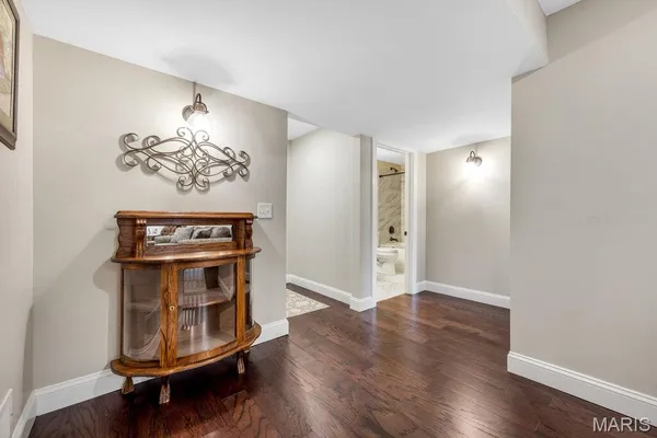 $949,900 | 30 Woodbine Court, Troy, MO 63379