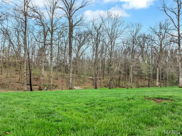 $949,900 | 30 Woodbine Court, Troy, MO 63379