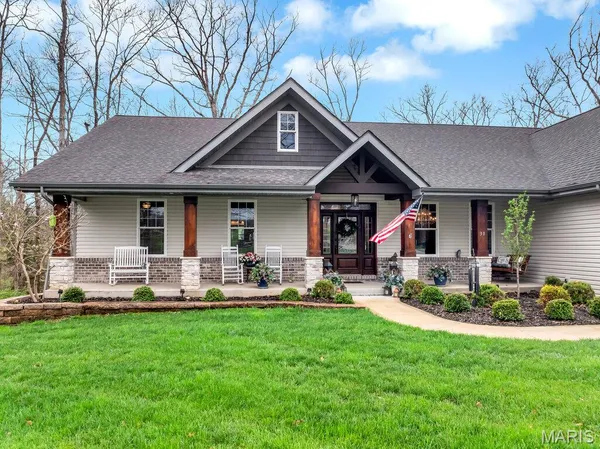 $949,900 | 30 Woodbine Court, Troy, MO 63379