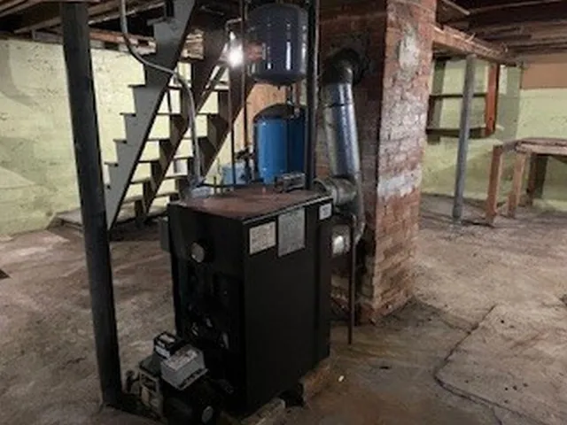 $525,000 | 1360 Woodbury Avenue, Portsmouth, NH 03801