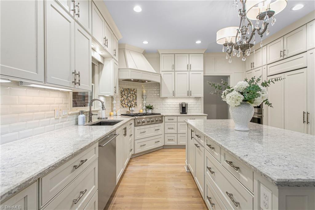 5913 Tarleton Drive Oak Ridge, NC 27310 - Photo 6 of 43