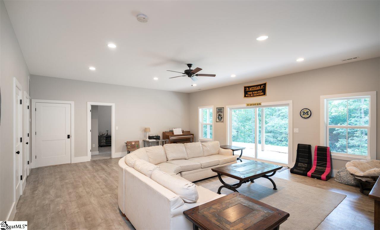 415 Spaulding Court Duncan, SC 29334 - Photo 27 of 36 Gallery Image 27