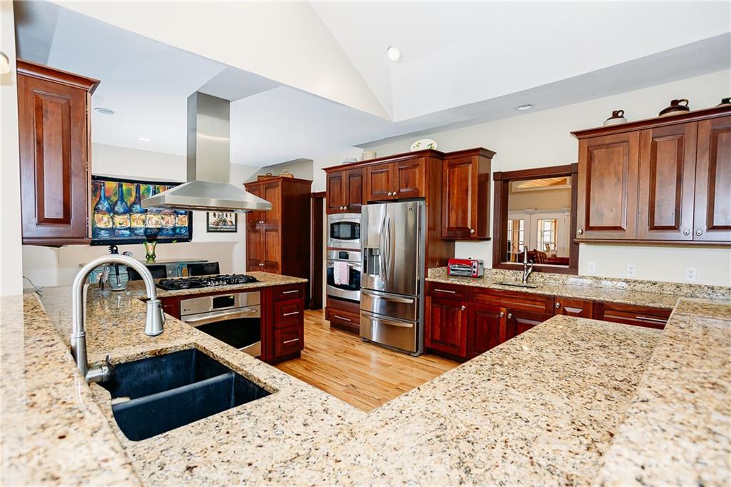 418 Bailey Road Candler, NC 28715 - Photo 11 of 47 Gallery Image 11