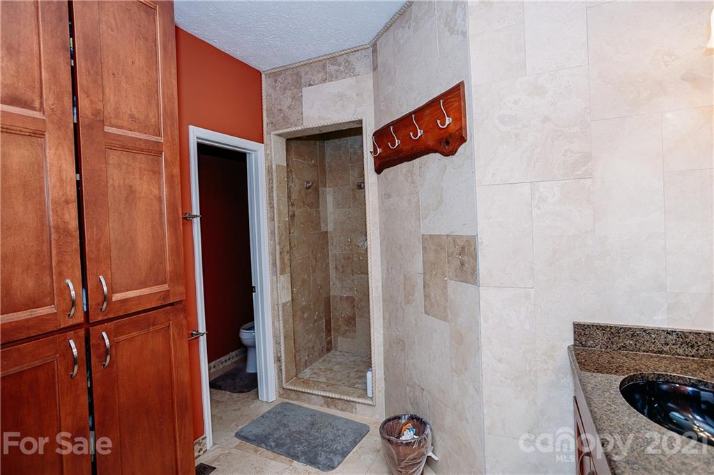 418 Bailey Road Candler, NC 28715 - Photo 20 of 47 Gallery Image 20
