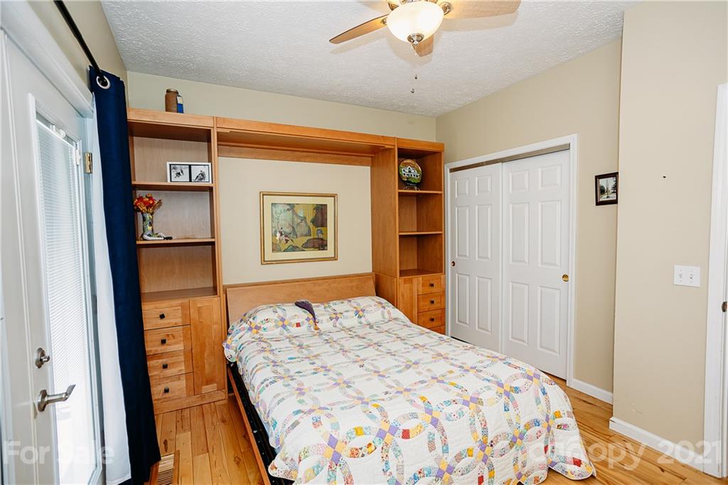 418 Bailey Road Candler, NC 28715 - Photo 22 of 47 Gallery Image 22