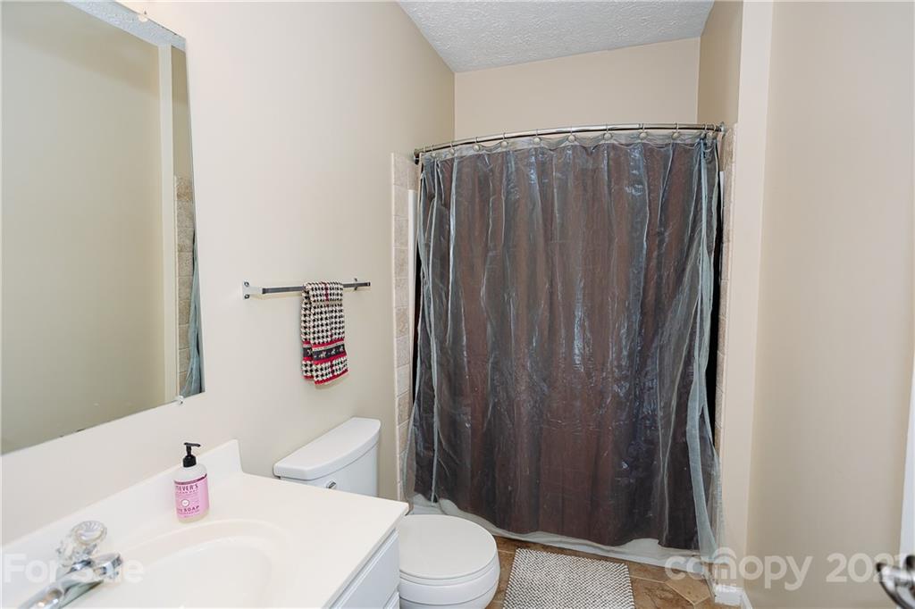 418 Bailey Road Candler, NC 28715 - Photo 23 of 47 Gallery Image 23