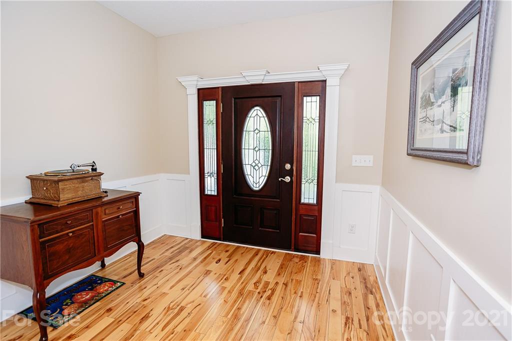 418 Bailey Road Candler, NC 28715 - Photo 4 of 47 Gallery Image 4