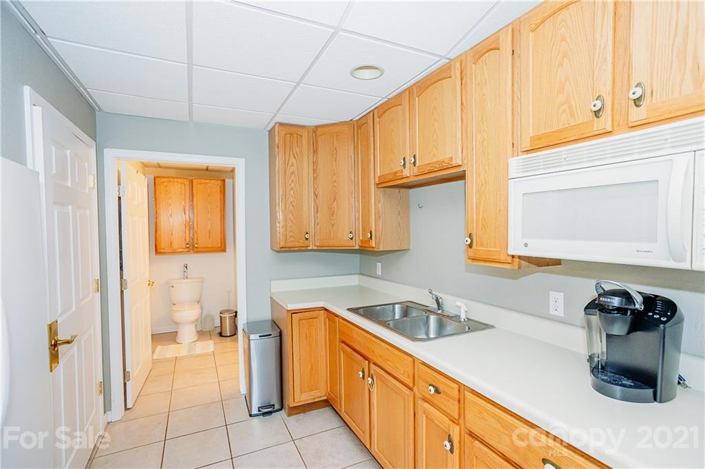 418 Bailey Road Candler, NC 28715 - Photo 35 of 47 Gallery Image 35