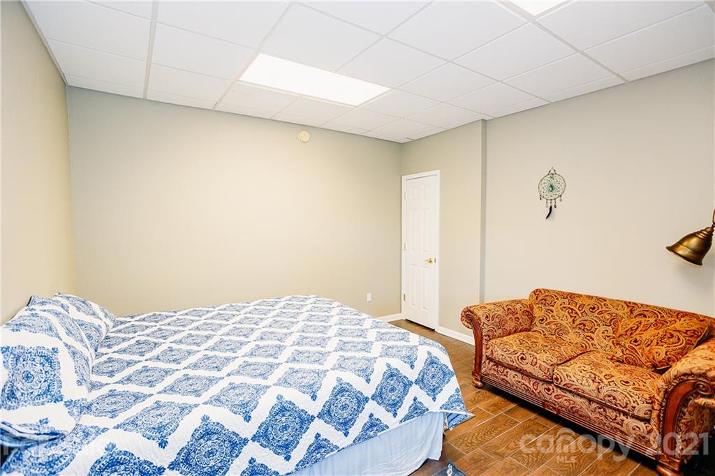 418 Bailey Road Candler, NC 28715 - Photo 38 of 47 Gallery Image 38