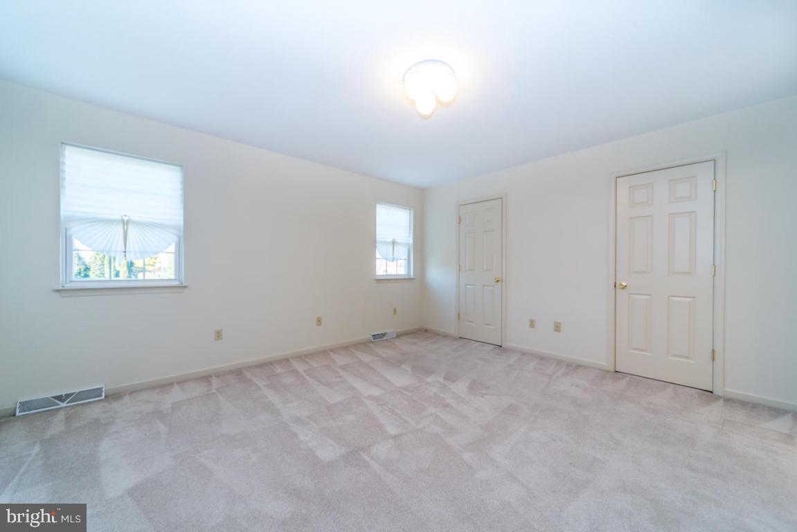 109 Sutherland Road Lancaster, PA 17603 - Photo 15 of 27 Gallery Image 15