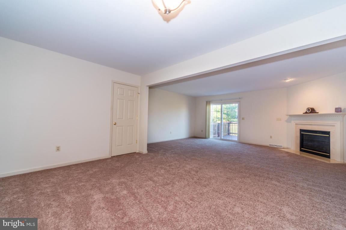 109 Sutherland Road Lancaster, PA 17603 - Photo 9 of 27 Gallery Image 9