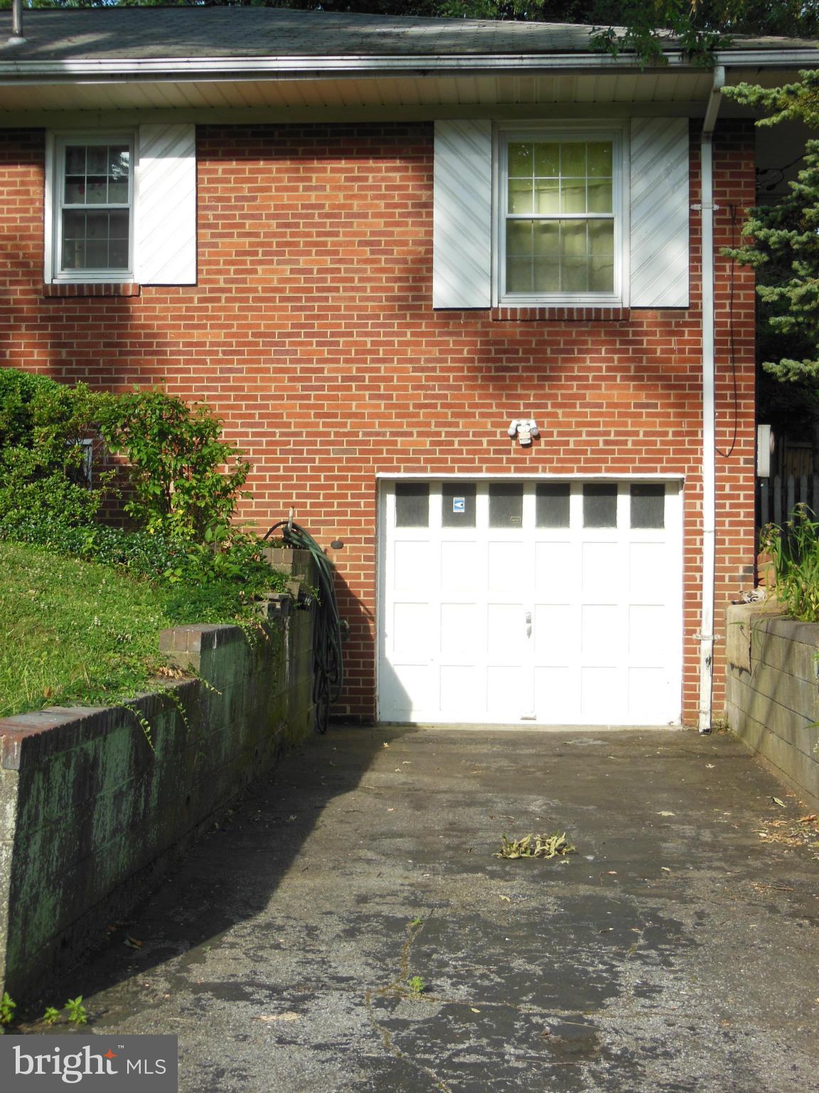 9014 Sudbury Road Silver Spring, MD 20901 - Photo 2 of 29 Exterior (General)