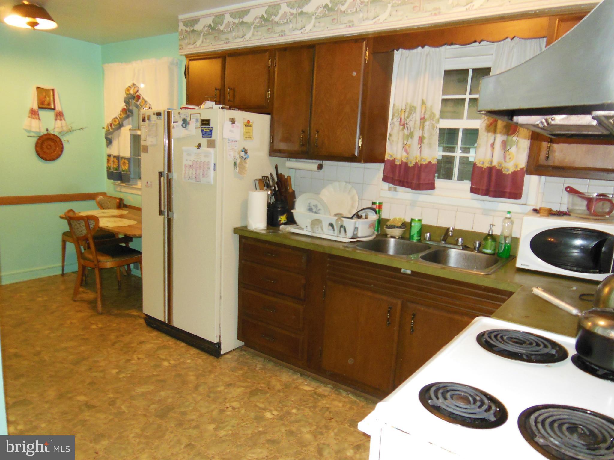 9014 Sudbury Road Silver Spring, MD 20901 - Photo 26 of 29 Kitchen