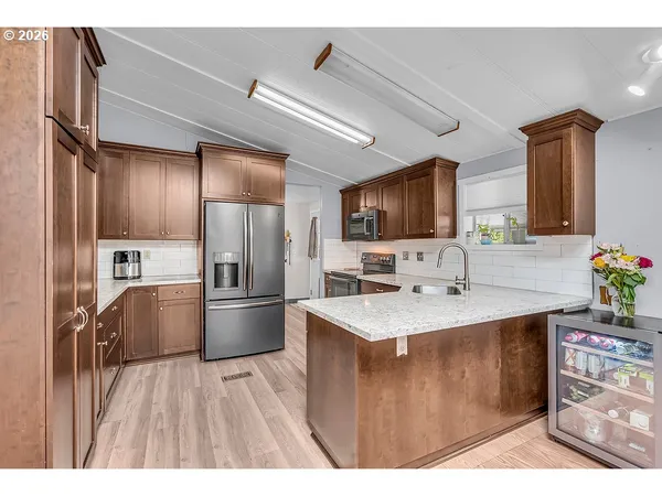 $135,000 | 16000 Southeast Powell Boulevard, Unit 68, Portland, OR 97236