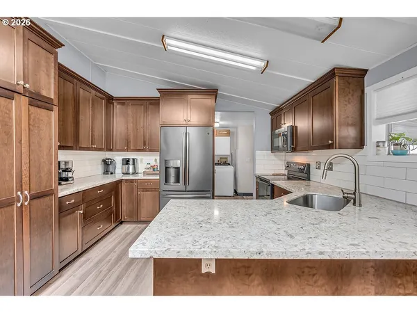 $135,000 | 16000 Southeast Powell Boulevard, Unit 68, Portland, OR 97236