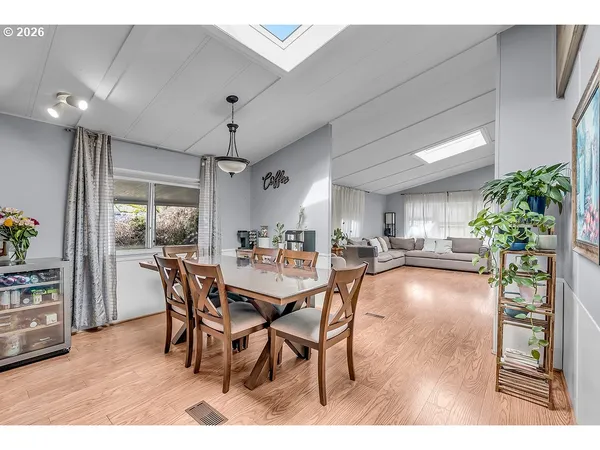 $135,000 | 16000 Southeast Powell Boulevard, Unit 68, Portland, OR 97236
