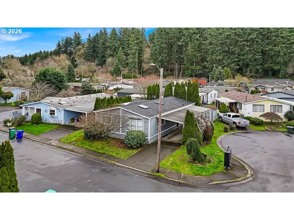 $135,000 | 16000 Southeast Powell Boulevard, Unit 68, Portland, OR 97236