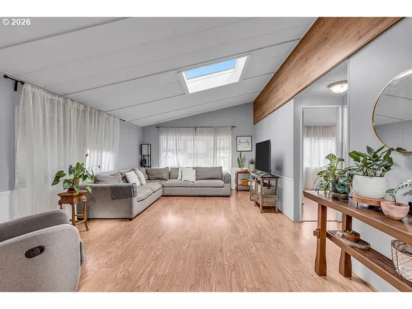 $135,000 | 16000 Southeast Powell Boulevard, Unit 68, Portland, OR 97236