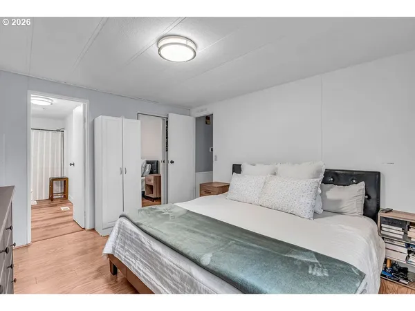 $135,000 | 16000 Southeast Powell Boulevard, Unit 68, Portland, OR 97236