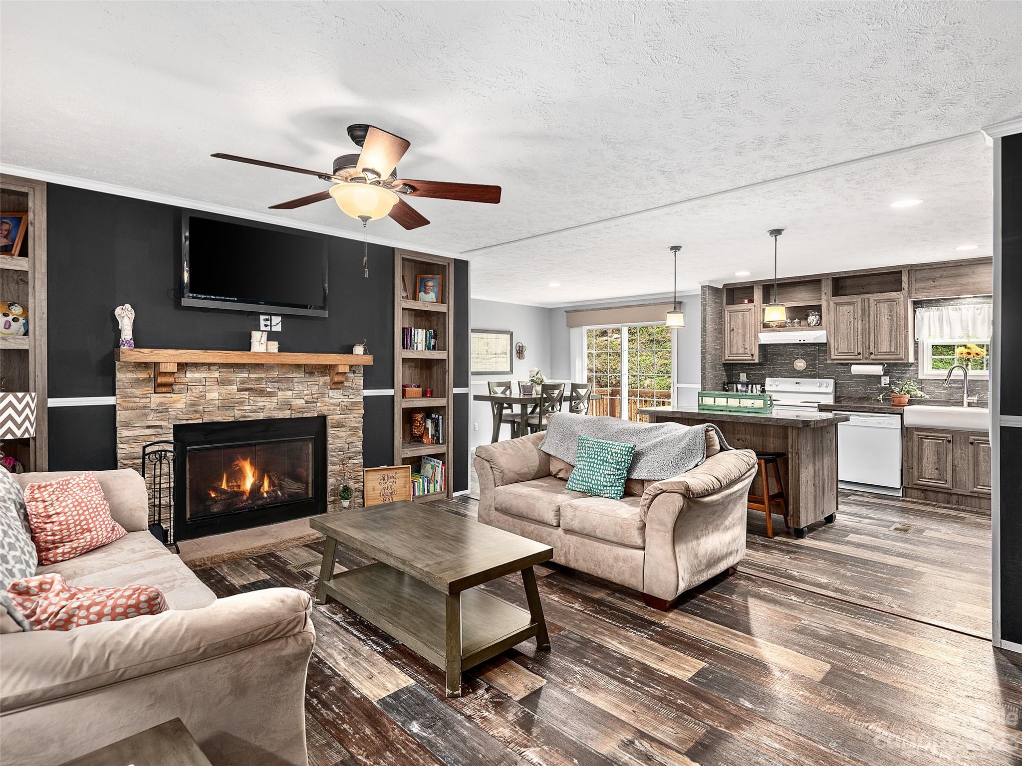 24 Goose Creek Road Swannanoa, NC 28778 - Photo 3 of 13 Gallery Image 3