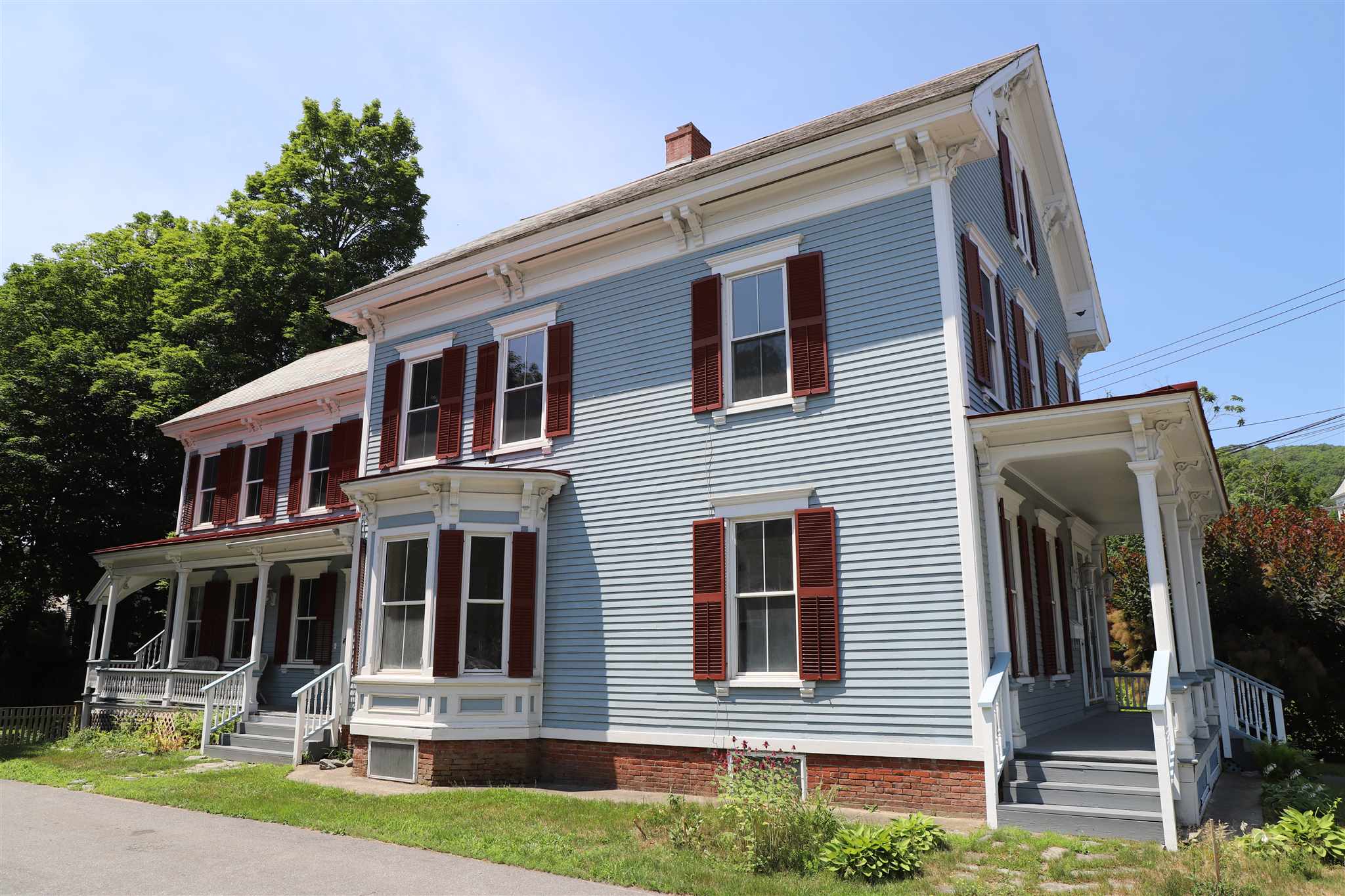 30 School Street Rockingham, VT 05101 - Photo 2 of 36