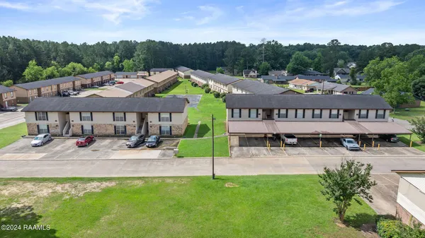 $11,500,000 | 240 Clarence, New Llano, LA 71461