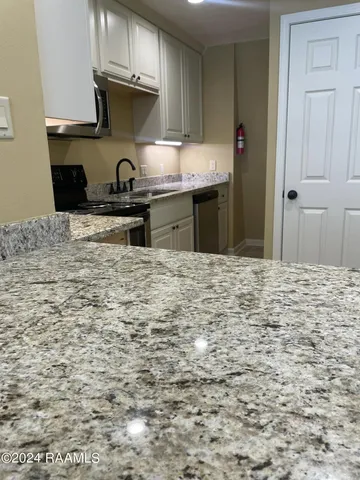 $11,500,000 | 240 Clarence, Leesville, LA 71446