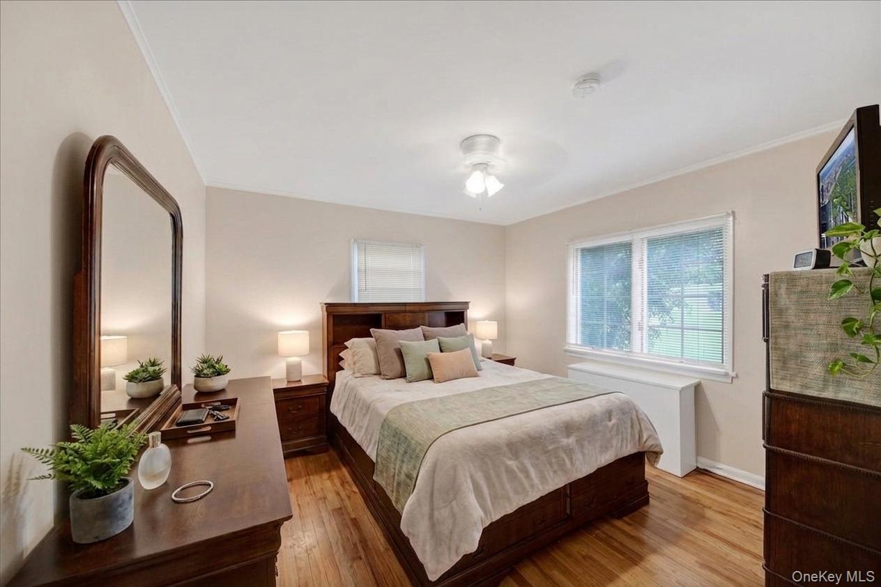 10 Susquehanna Road Ossining, NY 10562 - Photo 10 of 31 First floor bedroom with hardwood flooring throughout
