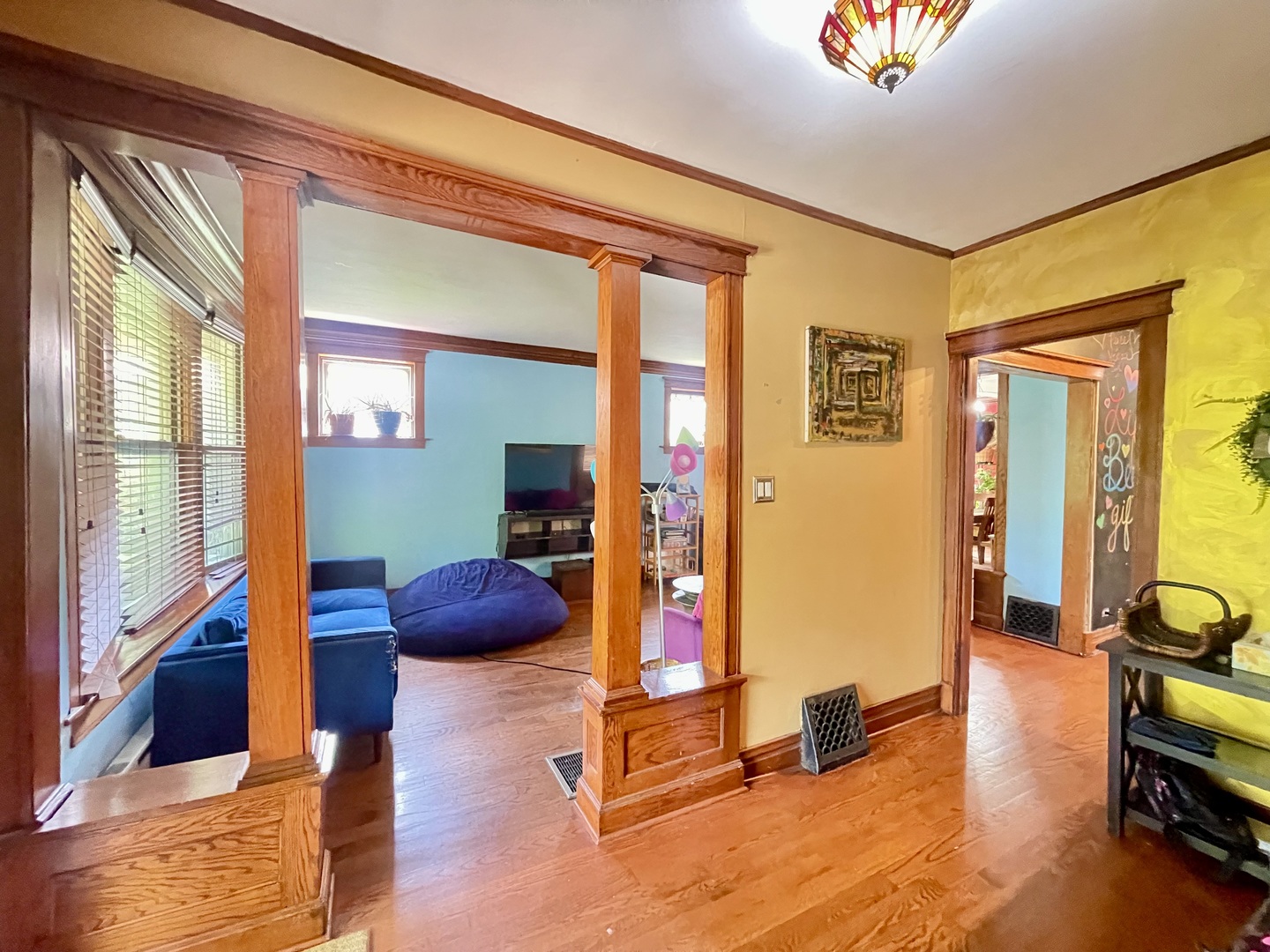 7916 South Constance Avenue Chicago, IL 60617 - Photo 3 of 28