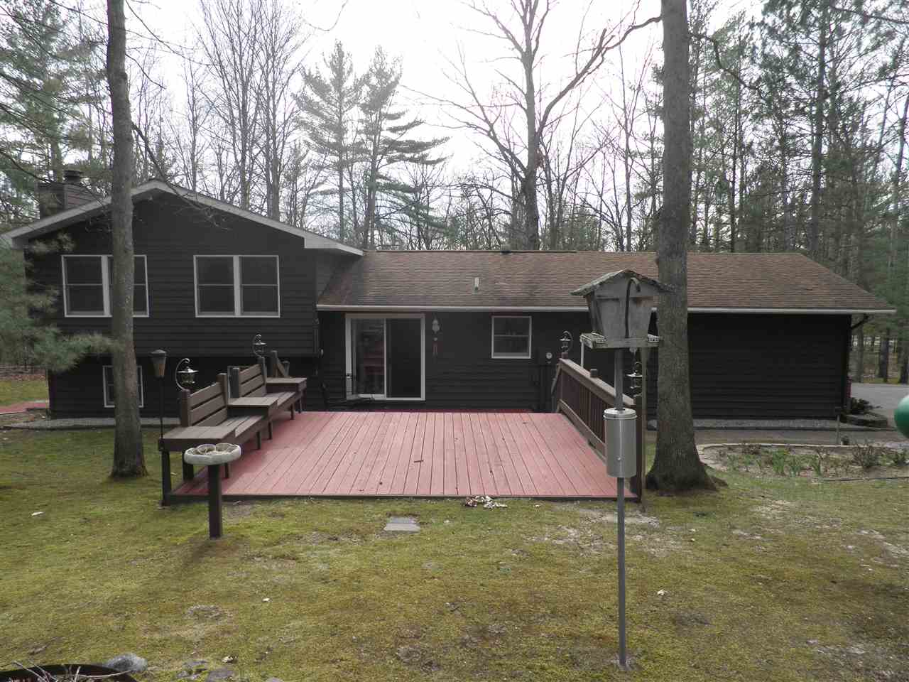 1001 Rennie Lake Road Traverse City, MI 49696 - Photo 33 of 41 1831367-32.JPG