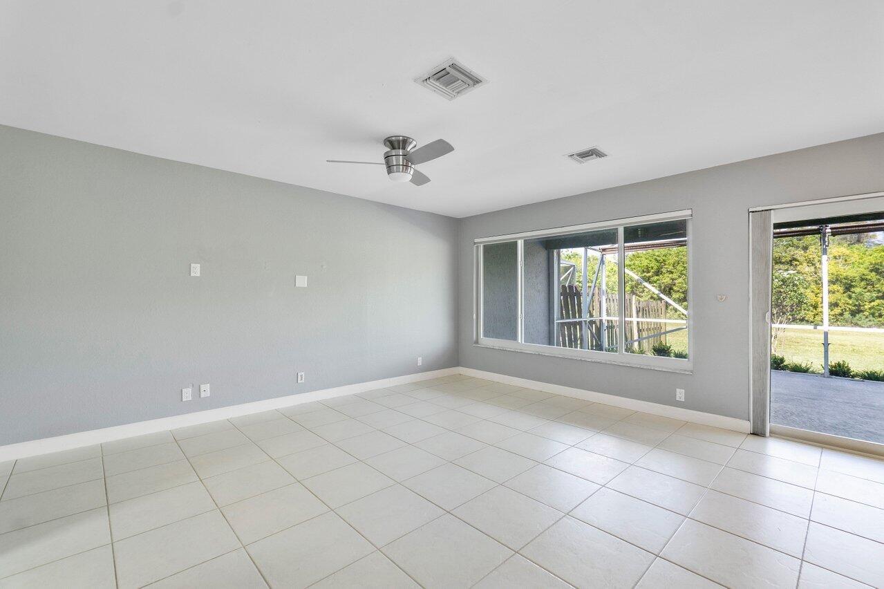 22540 Middletown Drive Boca Raton, FL 33428 - Photo 12 of 29 Family 1