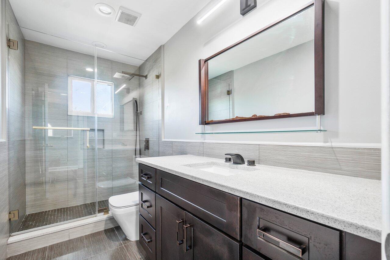 22540 Middletown Drive Boca Raton, FL 33428 - Photo 21 of 29 Bath 2